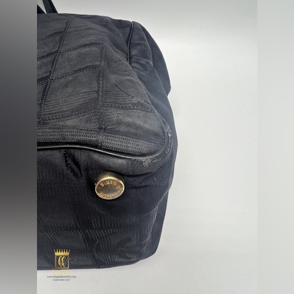 CHANEL Travel Line Canvas tote - Picture 8 of 15